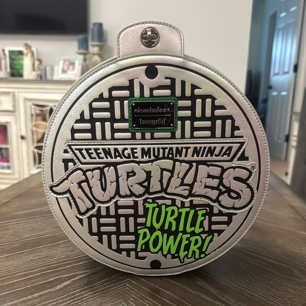 Loungefly Teenage Mutant Ninja Turtles Round Bag